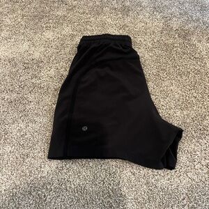 Lulu lemon 5 in pace breaker linerless